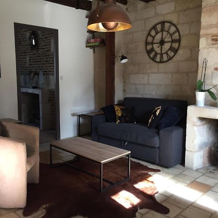 Appartement Dans Immeuble 15 Eme Siecles Vieux Tours Exterior foto